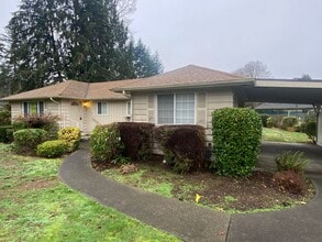 Building Photo - 17244 SE Wax Rd