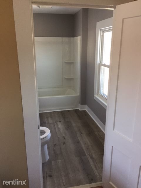 Foto del edificio - 2 br, 1 bath House - 59 N Main St