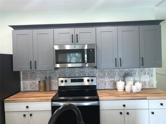 Building Photo - 1321 W North B St