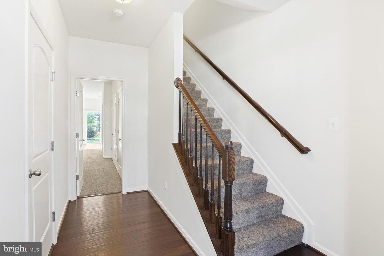8410 Wood Thrush Way, Severn, MD 21144 Townhome Rentals in Severn MD