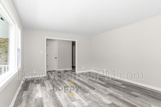 Foto del edificio - 508 Whiterock Lane