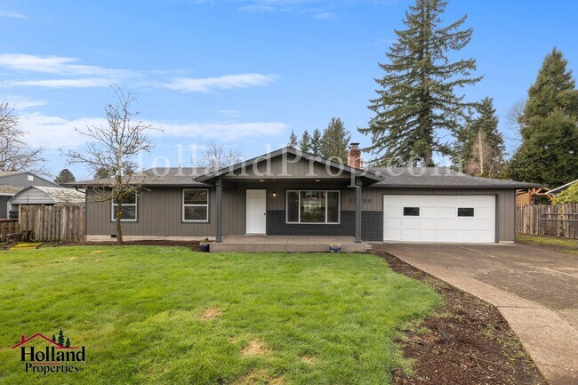 Building Photo - Fully Renovated 4-Bedroom Home with Shop, RV Parking & Expansive Yard – Oregon City