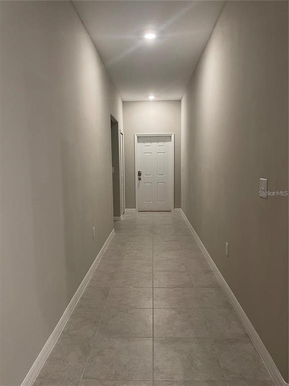 Foto del edificio - 5406 Amaryllis Garden St