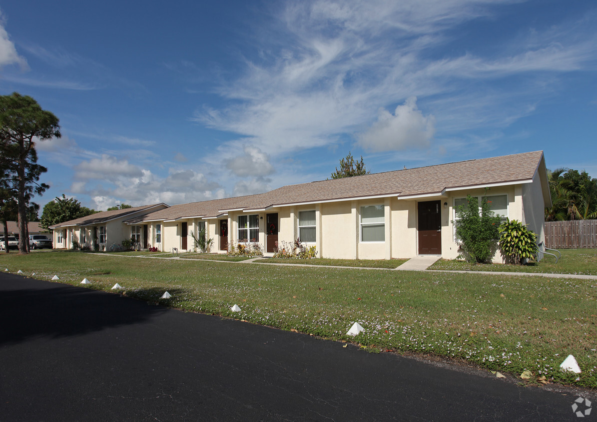 Primary Photo - Salerno Cove Apartments