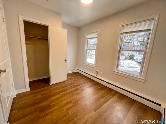 Foto del edificio - 8 Locust St