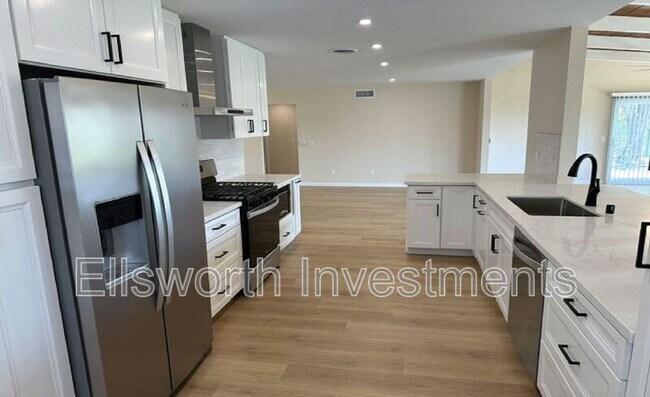 Foto del edificio - 13627 Atoka Pl