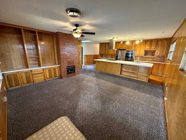 Building Photo - 5405 George Terrace