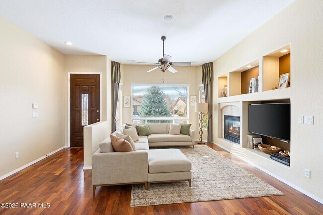 Foto del edificio - 6760 E Sandhurst Dr