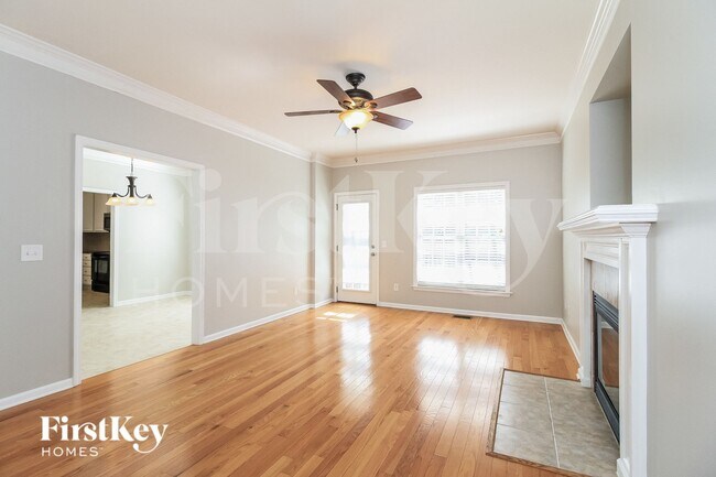 Foto del edificio - 5320 Graycliff Ln