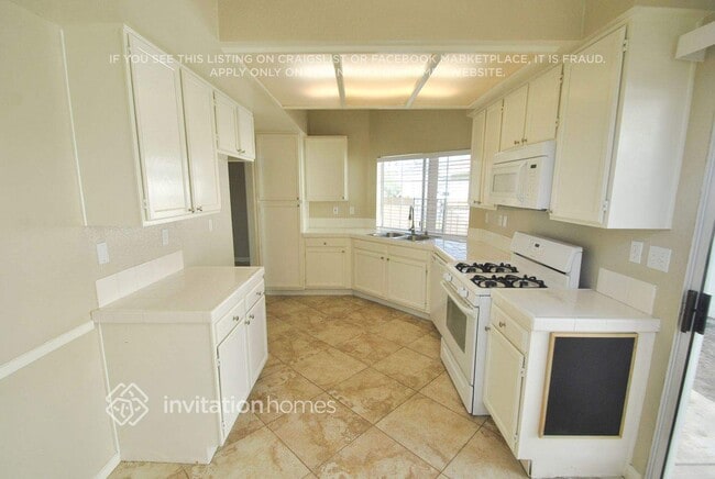 Building Photo - 31423 Paseo de Las Olas