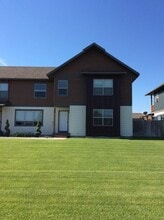 Building Photo - 60 N River Rock Dr