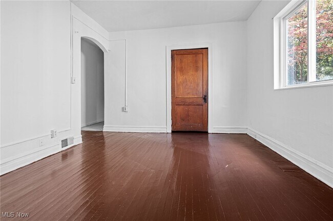 Foto del edificio - 740 Fern St