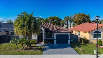 Building Photo - 16605 SW 90th St