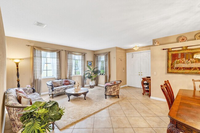 Foto del edificio - 1500 Running Oak Ln