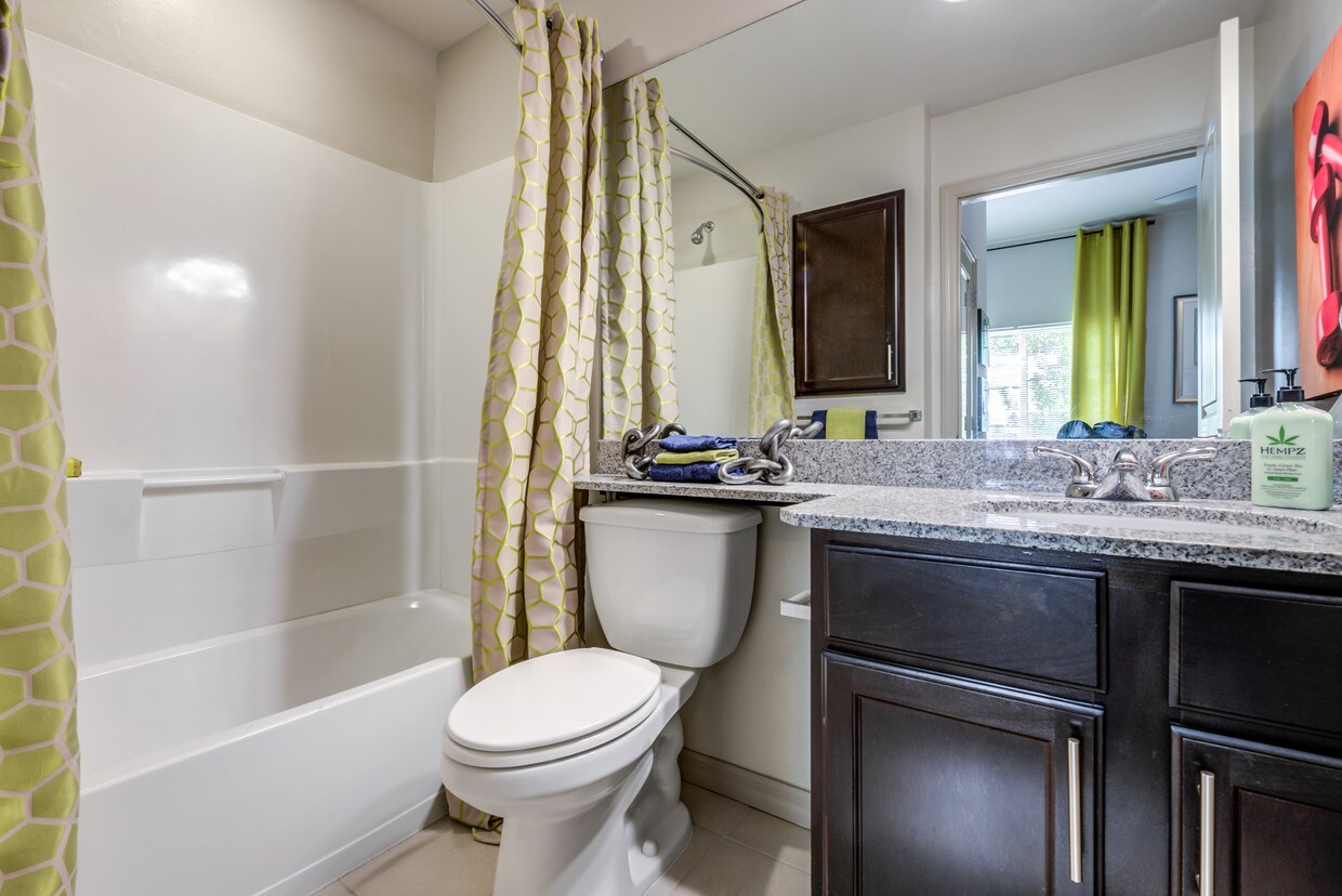 The Reef Apartments Fort Myers, FL