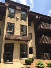 Building Photo - 1113 E Division St