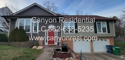 Building Photo - 10077 Baker Boy Dr