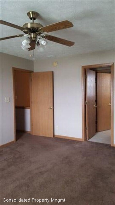 Building Photo - 3036 Lindberg Rd