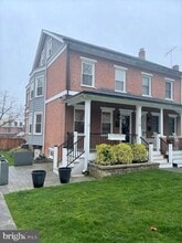 Building Photo - 229 N Adams St