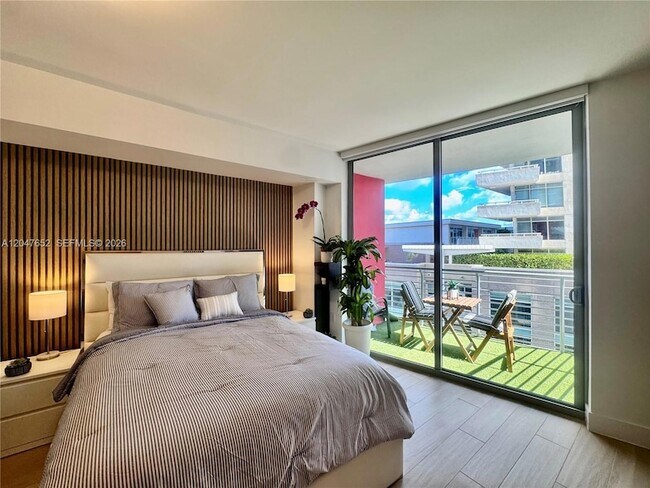 Foto del edificio - 90 NW 32nd St