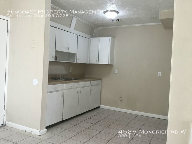 Building Photo - A Great 3 Bedroom for Rent!