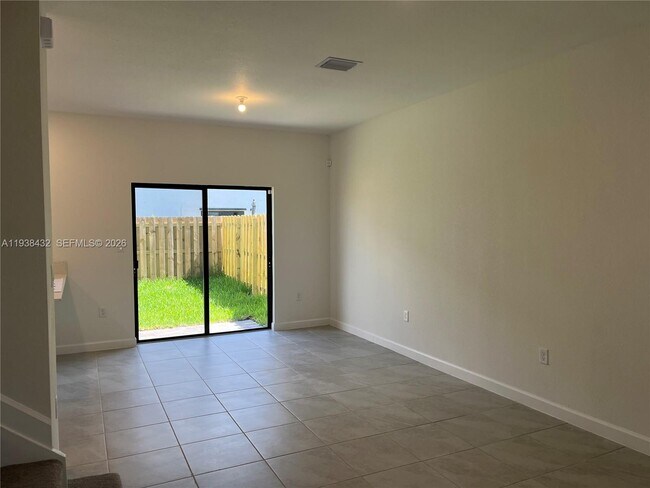 Foto del edificio - 11889 SW 246 Terrace