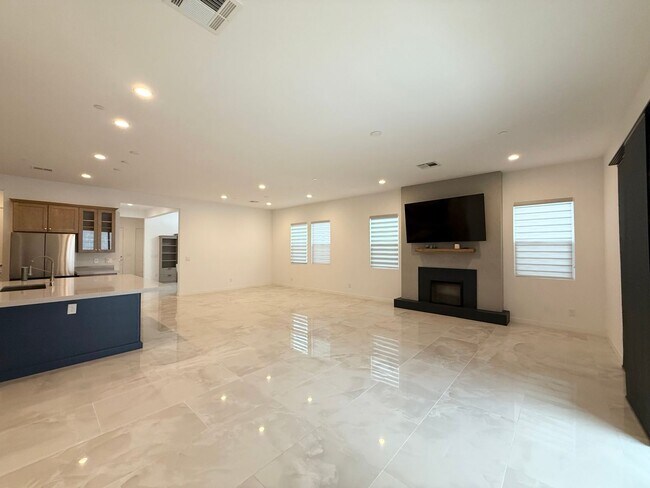 Foto del edificio - 3/BD 3/BA Modern Single-Story Home with Pr...