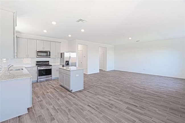 Building Photo - 505 Benicia Cv