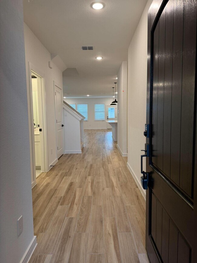 Foto del edificio - 8407 Tranquil Bay Ct