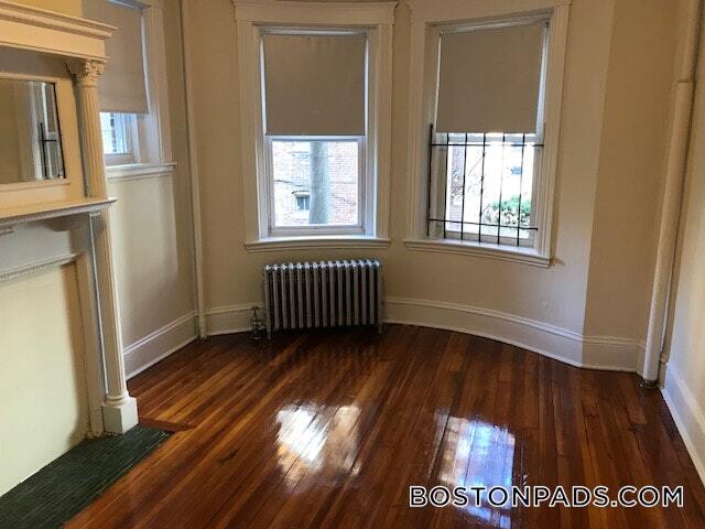 Foto del edificio - 1377 Commonwealth Ave