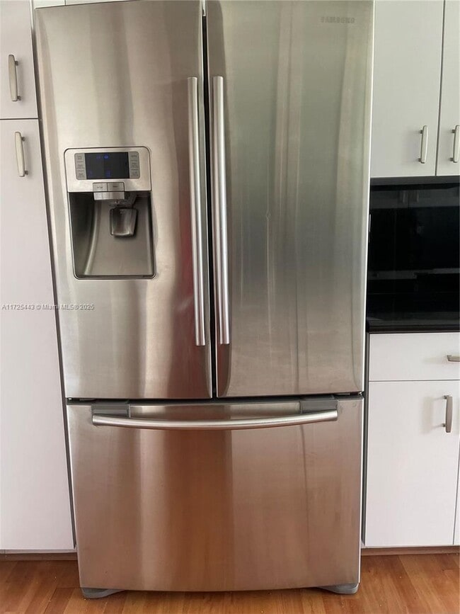 Photo - 3530 Mystic Pointe Dr House