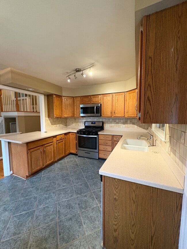 Building Photo - 5528 Galloway Cir