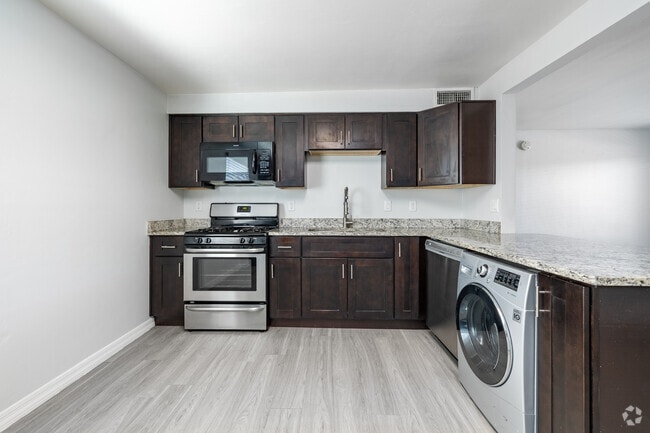 Sonoran On 9th - Sonoran On 9th Apartments