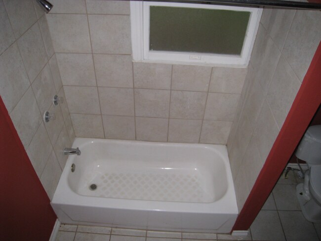 Foto del edificio - 1112 W 4th St