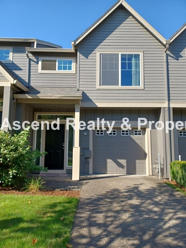 3 Bed Townhome 1 Car Garage Backs to Greenspace Close to Parks, Intel, Nike, Columbia Sportswear - 3 Bed Townhome 1 Car Garage Backs to Greenspace Close to Parks, Intel, Nike, Columbia Sportswear