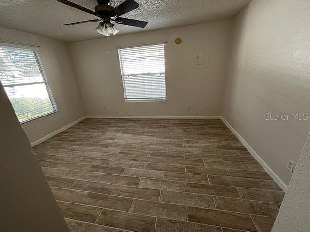 Foto del edificio - 163 6th St NW