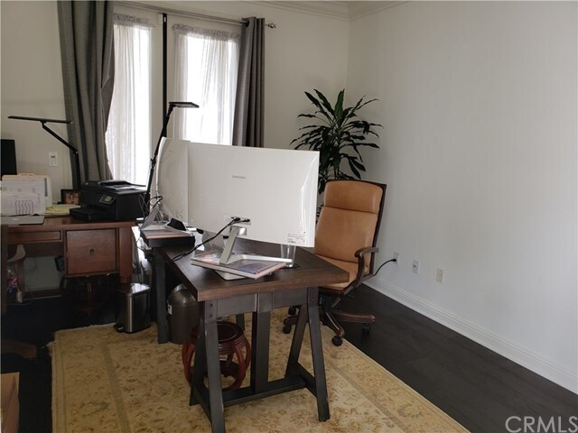 Foto del edificio - 20 Pepper Tree Ln