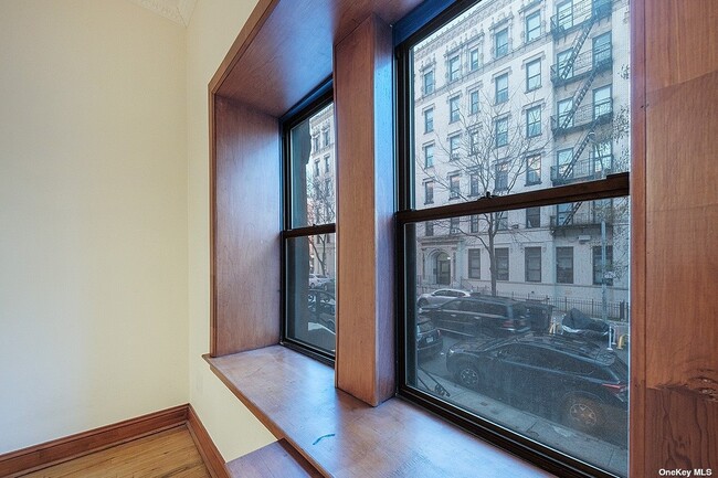 Building Photo - 507 W 144th St