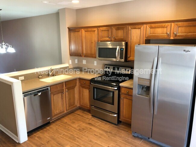 Foto del edificio - 8078 Summer Cove Ct