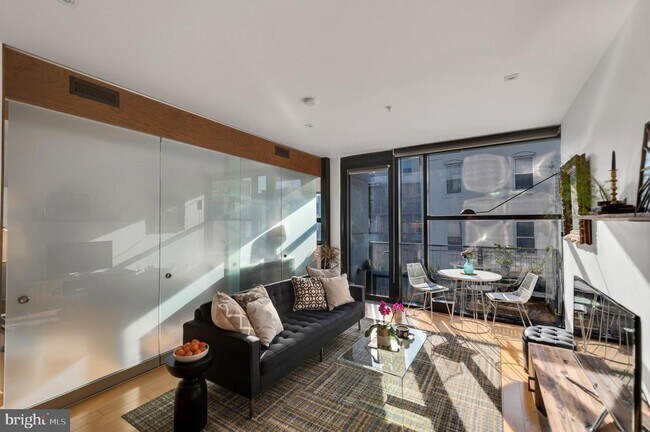 Foto del edificio - 2250-2211 11th St NW