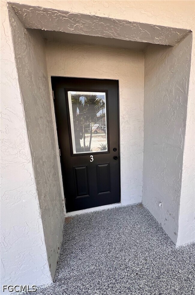 Building Photo - 4102 SE 19th Pl