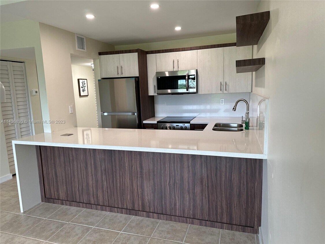 5100 SW 90th Ave Unit 406, Cooper City, FL 33328 Condo for Rent in