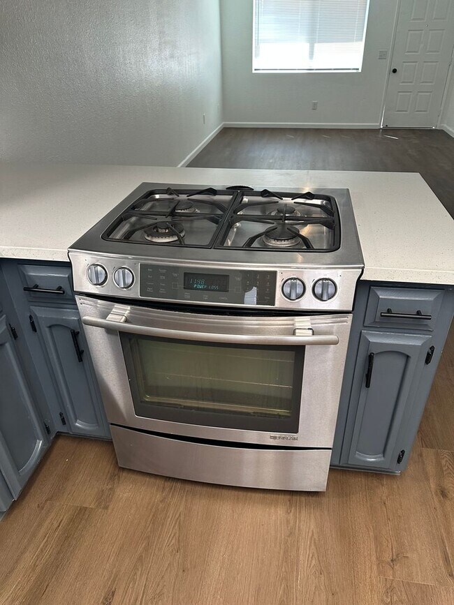 Foto del edificio - 952-954 - South Linwood Apartments