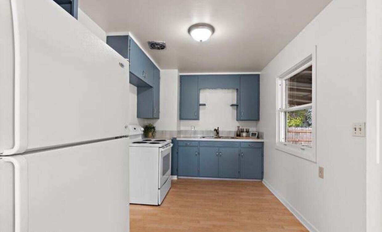 Primary Photo - 2023 7th St
