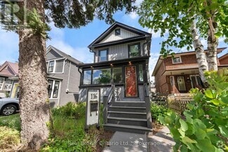 Building Photo - 116 Symons St