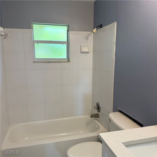 Foto del edificio - 5107 30th St SW