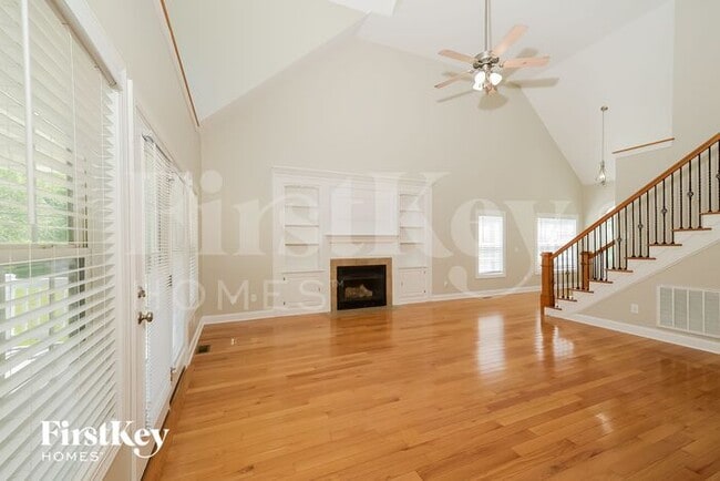 Foto del edificio - 2373 Topaz Ln