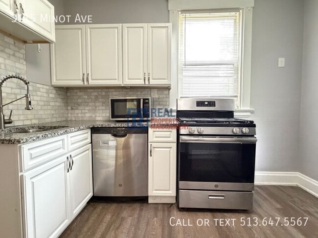 Building Photo - 3115 Minot Ave