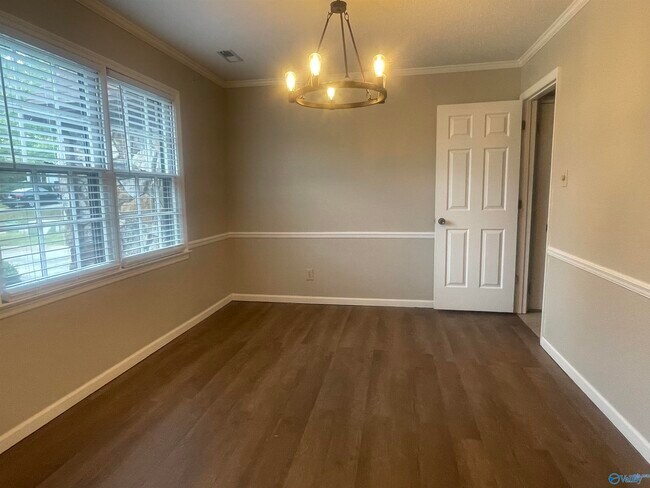 Foto del edificio - 1808 Hollytree Dr NW
