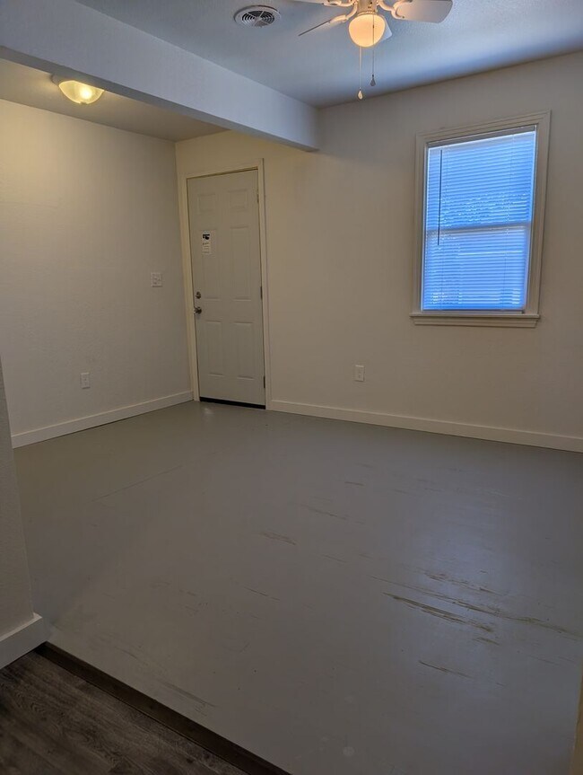 Foto del edificio - 921 5th St